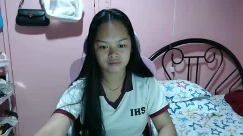 Snapshot of yumix11 chatting on December 20, 2025, 10:33 am yumix11 online show from December 20, 2025, 10:33 am