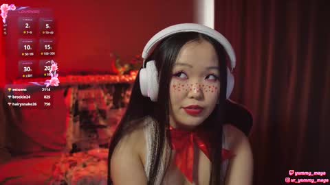 Snapshot of yummy_maya chatting on February 14, 2025, 11:10 am Chimi online show from February 14, 2025, 11:10 am