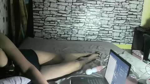 Snapshot of yummyhottiemom chatting on February 23, 2025, 8:00 pm yummyhottiemom online show from February 23, 2025, 8:00 pm