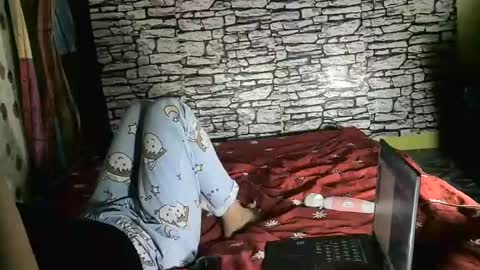 Snapshot of yummyhottiemom chatting on March 10, 2025, 10:37 am yummyhottiemom online show from March 10, 2025, 10:37 am