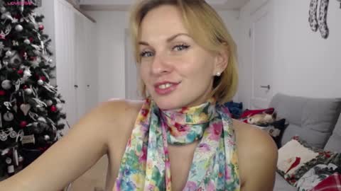 Snapshot of yummylilya chatting on December 14, 2024, 7:03 pm Lillya online show from December 14, 2024, 7:03 pm