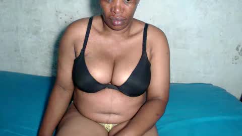 yummytittsxx online show from January 6, 2025, 8:07 pm