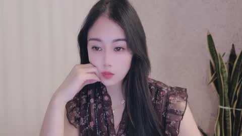 YunEr online show from September 28, 2025, 1:05 pm