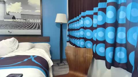 yungbul1 online show from December 1, 2025, 9:31 pm