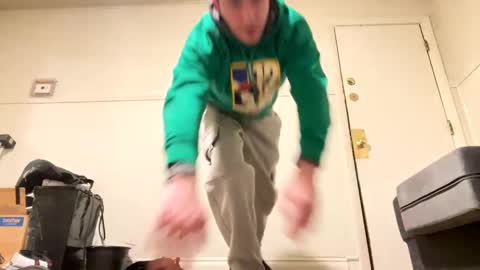 yungstudbev online show from January 17, 2025, 10:45 pm