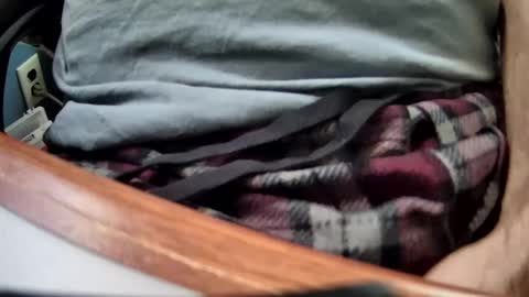 yuppers1234 online show from September 17, 2025, 4:19 pm