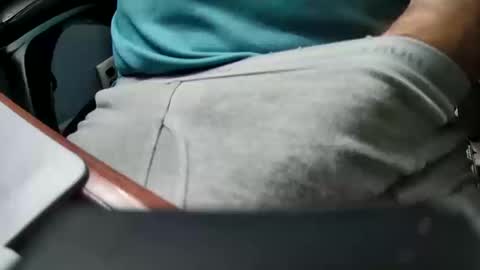 yuppers1234 online show from October 14, 2025, 2:07 pm