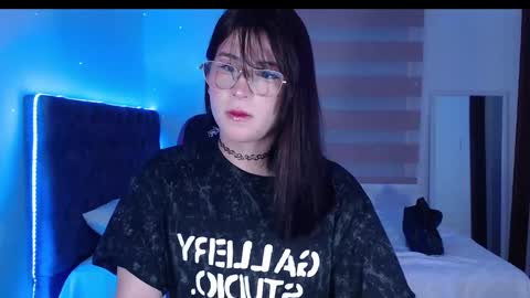 Yuri Stars online show from February 9, 2025, 10:43 pm