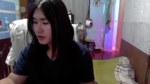 Snapshot of yuriyumixx_xoxo chatting on October 13, 2025, 12:16 pm yuriyumixx_xoxo online show from October 13, 2025, 12:16 pm