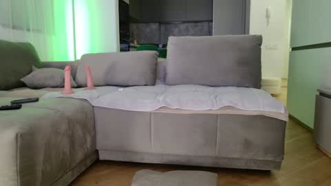 Snapshot of yvonna_ chatting on December 2, 2024, 5:15 pm yvonna_ online show from December 2, 2024, 5:15 pm