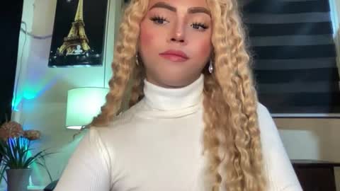 Miss Cali online show from October 12, 2025, 7:57 pm