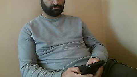 Bi BearXXX online show from November 7, 2025, 5:18 am