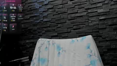 Snapshot of yy_david_yy chatting on September 16, 2025, 7:59 pm David online show from September 16, 2025, 7:59 pm