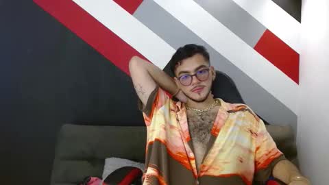 Zack  online show from November 17, 2025, 7:08 pm