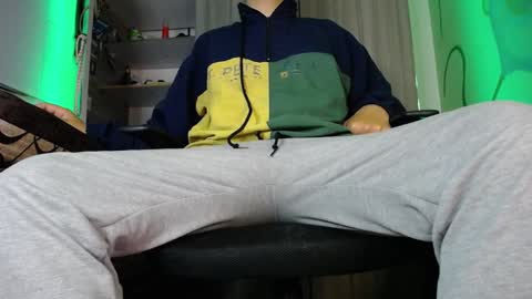 Zac Freelance model online show from December 28, 2024, 5:12 am