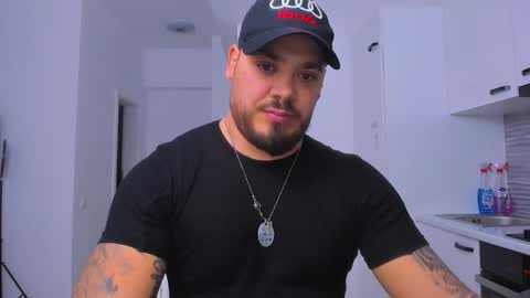 Zack online show from November 18, 2025, 1:00 am