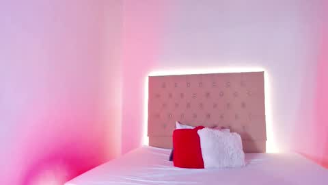 Zafiro Brown online show from October 9, 2025, 12:14 pm