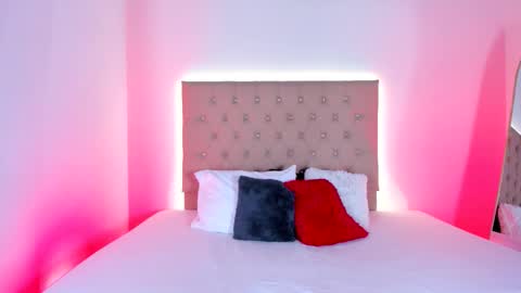 Zafiro Brown online show from October 20, 2025, 10:27 am