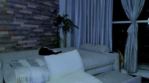 Snapshot of zain_diesel7 chatting on December 11, 2024, 1:37 am INSTAGRAM yormanfit7 online show from December 11, 2024, 1:37 am