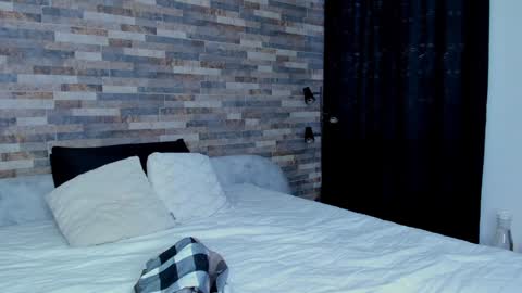 Snapshot of zain_diesel7 chatting on February 7, 2025, 11:23 am INSTAGRAM yormanfit7 online show from February 7, 2025, 11:23 am