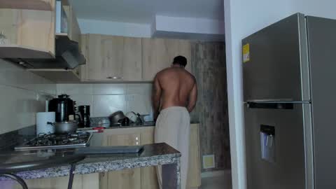 Snapshot of zain_diesel7 chatting on March 6, 2025, 5:54 pm INSTAGRAM yormanfit7 online show from March 6, 2025, 5:54 pm