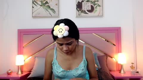 Snapshot of zaira_angel chatting on March 3, 2025, 5:18 pm Zaira Angel online show from March 3, 2025, 5:18 pm