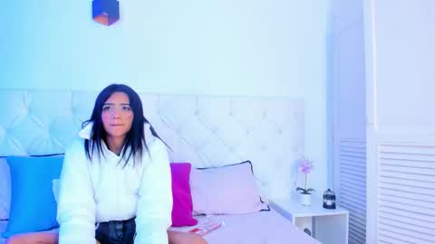 Zaira Angel online show from November 15, 2025, 8:22 am