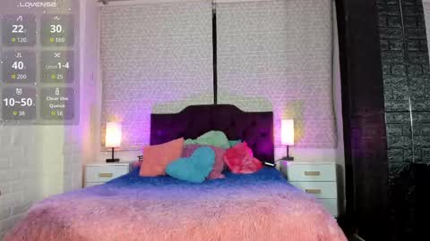 Snapshot of zamara_kleii chatting on September 9, 2025, 2:44 am Zamara Kleii online show from September 9, 2025, 2:44 am