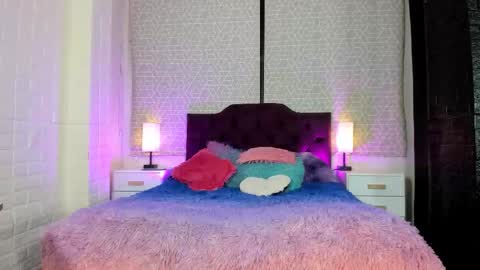 Snapshot of zamara_kleii chatting on September 21, 2025, 5:09 am Zamara Kleii online show from September 21, 2025, 5:09 am