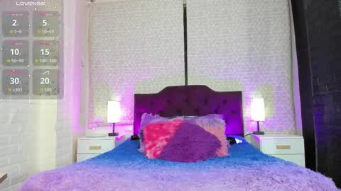 Snapshot of zamara_kleii chatting on November 27, 2025, 5:42 am Zamara Kleii online show from November 27, 2025, 5:42 am