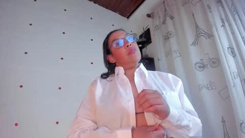 Danna online show from October 23, 2025, 11:14 pm