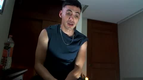 zamiruriel69 online show from November 28, 2025, 5:32 am