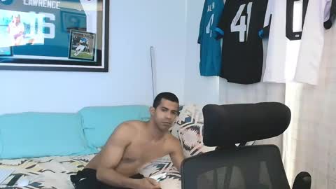 Snapshot of zamoraedii1994 chatting on January 6, 2025, 5:06 pm Edii online show from January 6, 2025, 5:06 pm