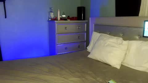 Snapshot of zamoraedii1994 chatting on January 10, 2025, 1:53 am Edii online show from January 10, 2025, 1:53 am