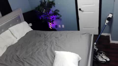 Snapshot of zamoraedii1994 chatting on January 13, 2025, 1:34 am Edii online show from January 13, 2025, 1:34 am