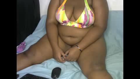 zandile22 online show from December 2, 2025, 8:15 pm