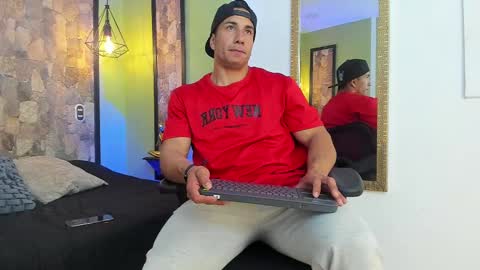 zanemaverick online show from October 25, 2025, 12:13 pm