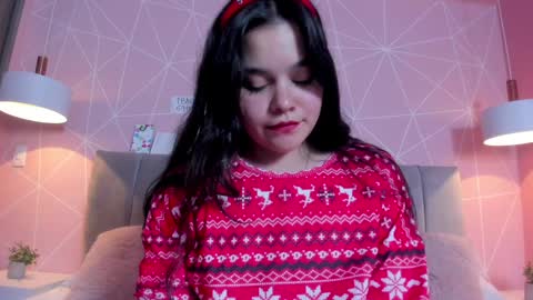 Snapshot of zara__sweet chatting on December 24, 2024, 3:37 pm Zara Sweet online show from December 24, 2024, 3:37 pm