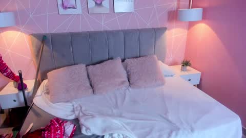 Snapshot of zara__sweet chatting on December 24, 2024, 6:39 pm Zara Sweet online show from December 24, 2024, 6:39 pm