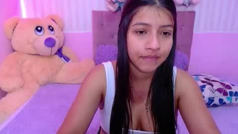 Snapshot of zara_cute18 chatting on November 25, 2025, 12:16 pm Zara online show from November 25, 2025, 12:16 pm