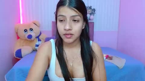 Snapshot of zara_cute18 chatting on December 14, 2025, 12:10 pm Zara online show from December 14, 2025, 12:10 pm