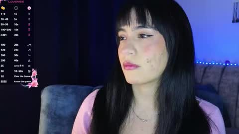 zaradames_ online show from September 18, 2025, 3:08 am