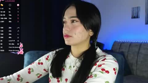 zaradames_ online show from November 9, 2025, 3:05 am