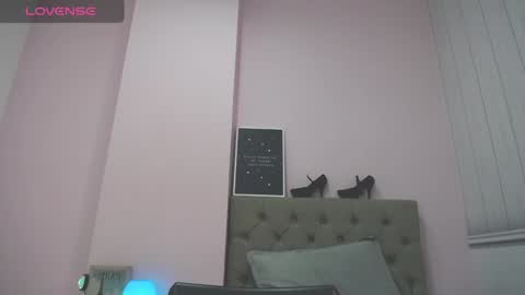 Zarah  online show from December 7, 2024, 4:47 pm