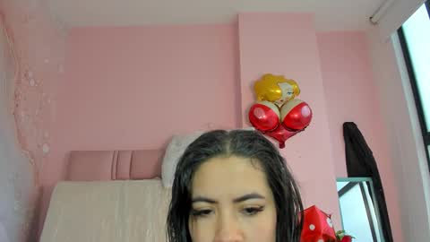 Zarah  online show from September 20, 2025, 5:25 pm