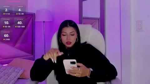 Snapshot of zaralim chatting on January 30, 2025, 12:27 pm Zara Lim online show from January 30, 2025, 12:27 pm