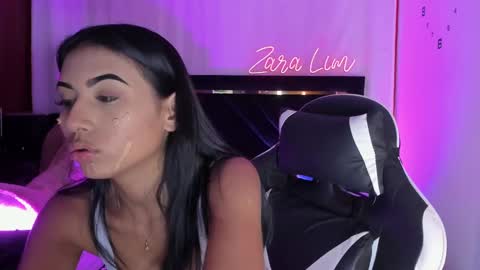 Snapshot of zaralim chatting on September 29, 2025, 4:34 pm Zara Lim online show from September 29, 2025, 4:34 pm