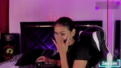 Snapshot of zaralim chatting on October 17, 2025, 4:42 pm Zara Lim online show from October 17, 2025, 4:42 pm