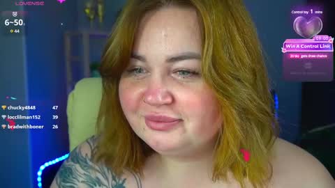 Snapshot of zarareign_ chatting on December 6, 2024, 5:00 pm Lola online show from December 6, 2024, 5:00 pm
