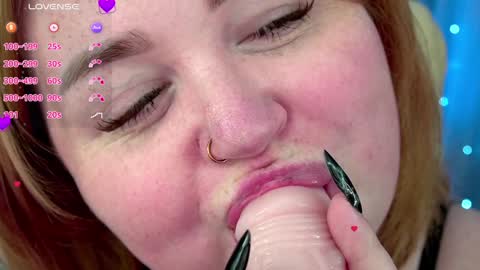 Snapshot of zarareign_ chatting on February 7, 2025, 3:34 am Lola online show from February 7, 2025, 3:34 am